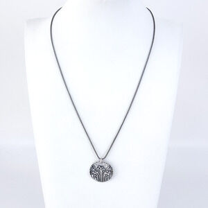 Vintage Israel Didae Sterling Silver 925 Floral Disc Pendant Necklace 18”